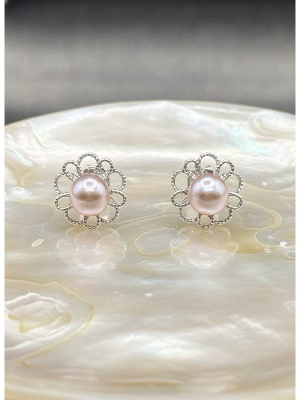 candy+clover freshwater pink pearl flower halo silver tone earrings